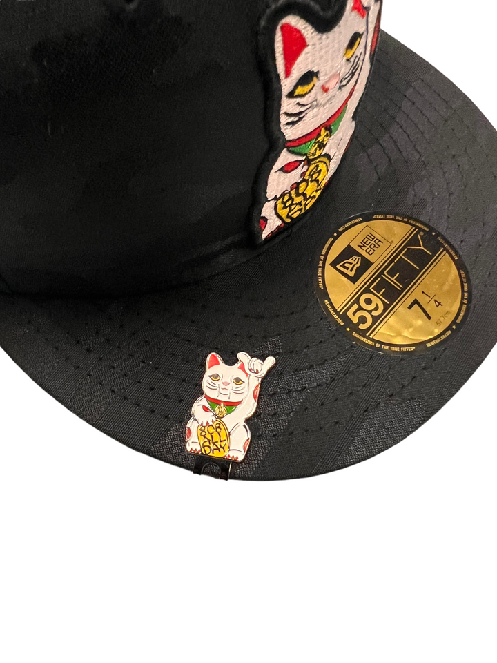 808ALLDAY Lucky Cat White HAT CLIP